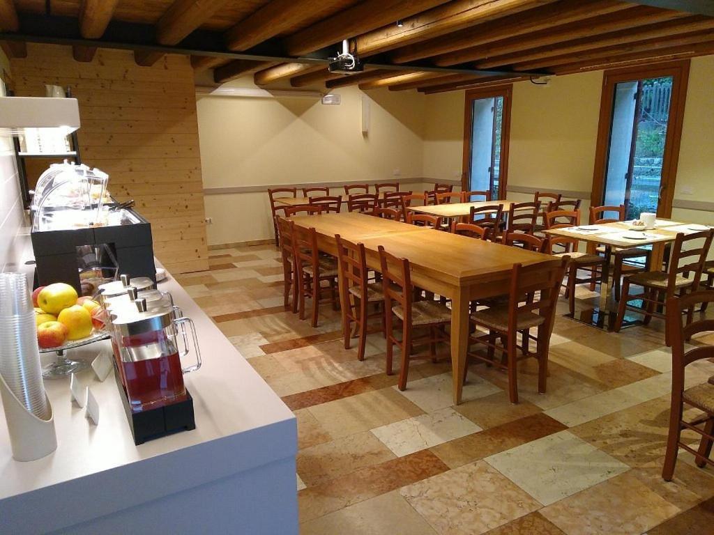مبيت وإفطار Solagna Casa Sul Fiume County House المظهر الخارجي الصورة